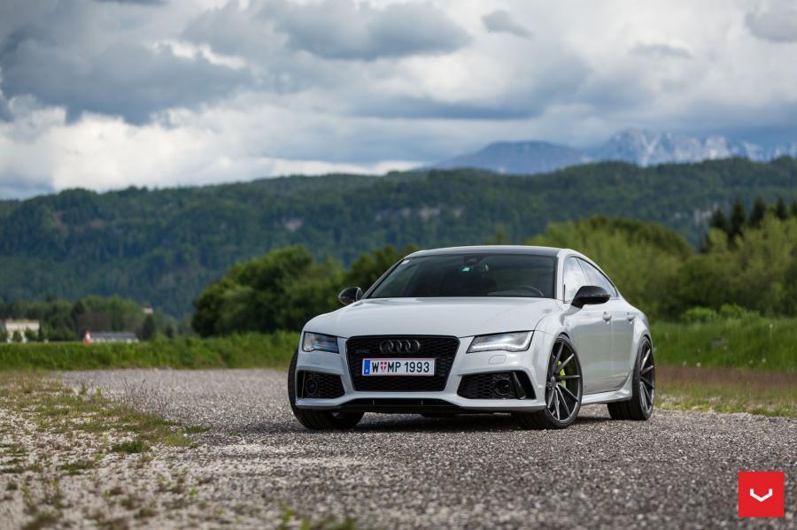  Audi RS7 Sportback on Vossen Wheels (CVT) 2017 года  (фото 41 из 52)